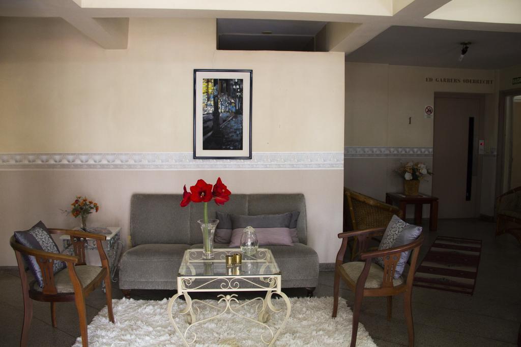 Residencial Vanessa Hotel Curitiba Exterior photo